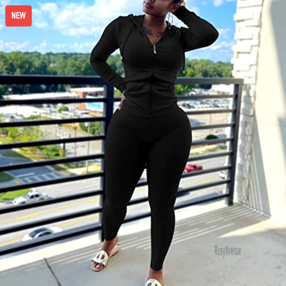 Large Polyester Blend Jogger Set With Zipper Hood… - image 3